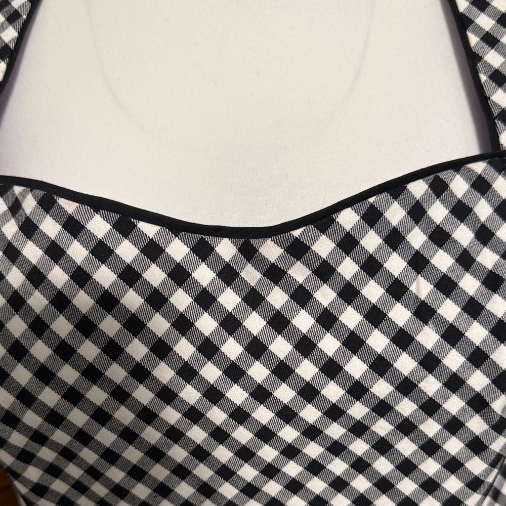 White House, Black Market Elegant Black and White Checkered Women's dress - Picture 2 of 9